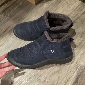 Women's Navy Slippers